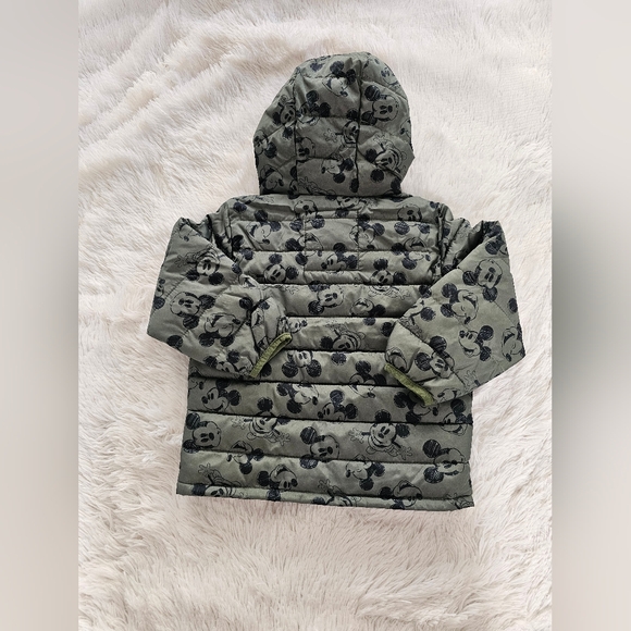 Gap Disney Lightweight Puffer - Picture 2 of 5